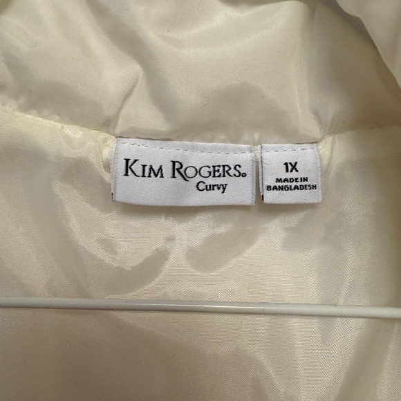 Kim Rogers Quilted Ivory Vest - Picture 2 of 5